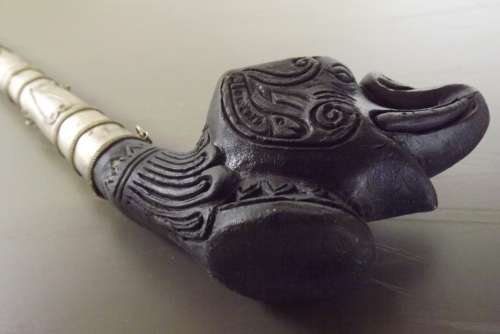 VINTAGE ORIENTAL SMOKING PIPE from SUEZYT