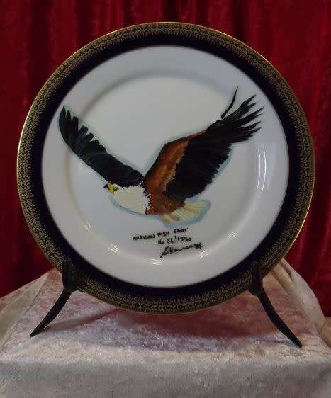 SPECTACULAR HAND PAINTED AFRICAN FISH EAGLE (2/3) ON A VINTAGE NORITIKE JAPAN PLATE - from SUEZYT