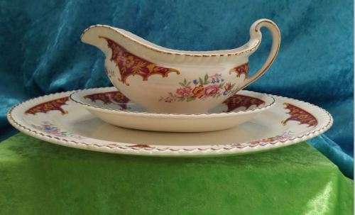 GRAVY BOAT WITH DISH & MEAT PLATTER - JOHNSON BROS OLD ENGLISH" - from SUEZYT