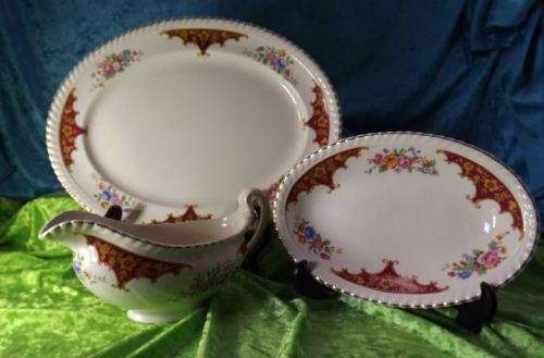 GRAVY BOAT WITH DISH & MEAT PLATTER - JOHNSON BROS OLD ENGLISH" - from SUEZYT