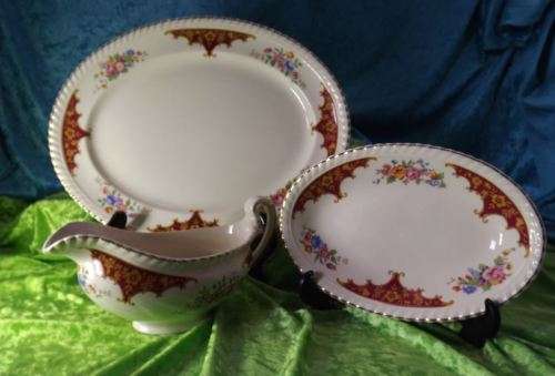 GRAVY BOAT WITH DISH & MEAT PLATTER - JOHNSON BROS OLD ENGLISH" - from SUEZYT