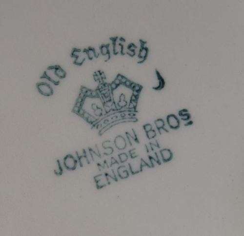 GRAVY BOAT WITH DISH & MEAT PLATTER - JOHNSON BROS OLD ENGLISH" - from SUEZYT
