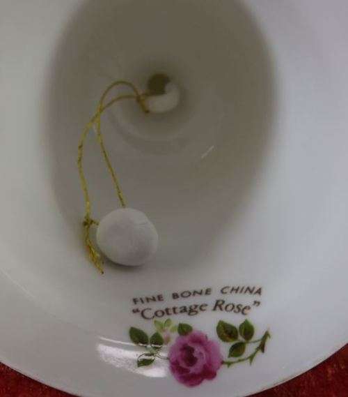 "COTTAGE ROSE" 4 PIECE SET OF ENGLISH FINE BONE CHINA - VINTAGE - from SUEZYT **FREE SHIPPING**