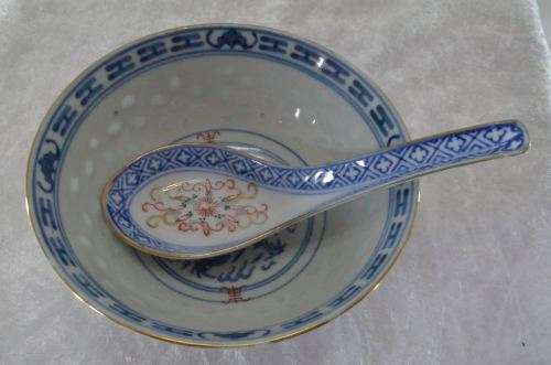 CHINESE DISHES WITH SPOONS - from SUEZYT