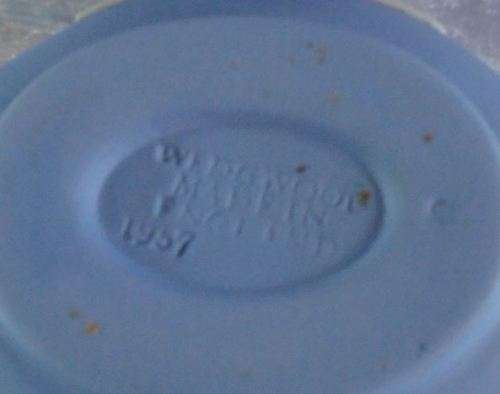 1957 WEDGWOOD ULYSSES RONSON TABLE LIGHTER AND ASHTRAY -  from SUEZYT