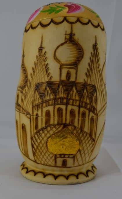 MATRYOSHKA DOLL- 6 PIECES - from SUEZYT