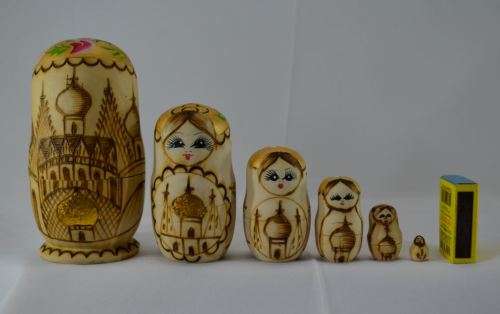 MATRYOSHKA DOLL- 6 PIECES - from SUEZYT
