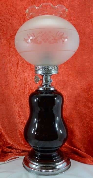 RETRO GAS LOOK TABLE LAMP from SUEZYT