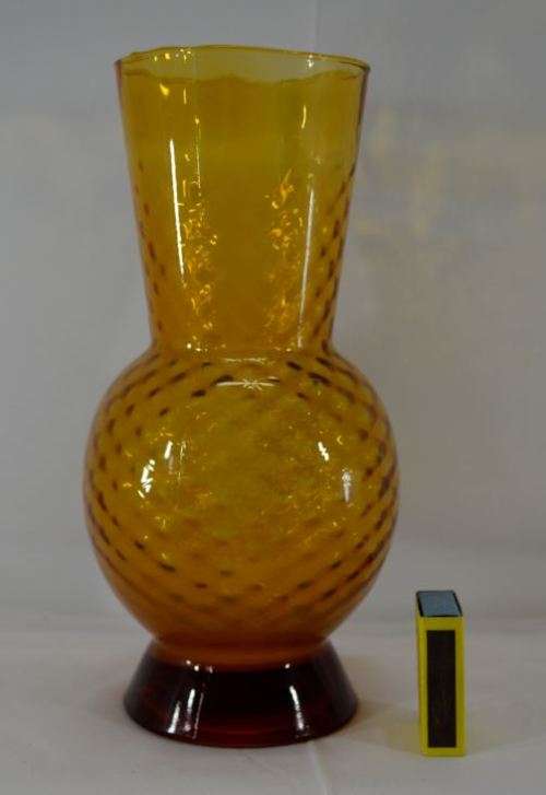 ITALIAN GLASS VASE AMBER - VINTAGE - from SUEZYT