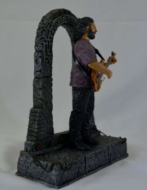 "GRATEFUL DEAD" LEAD GUITARIST JERRY GARCIA ACTION FIGURINE from SUEZYT