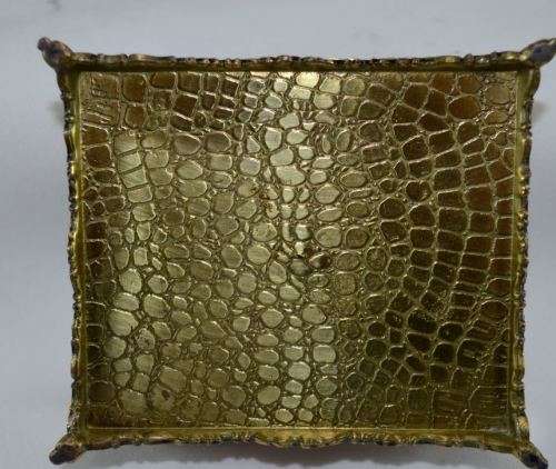 'RESERVED' - SOLID BRASS AND COPPER  TRINKET/CIGARETTE BOX - VINTAGE - from SUEZYT