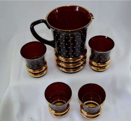 CRANBERRY GLASS WATER SET- from SUEZYT