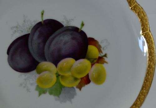 DECORATIVE ROSENTHALE - BAVARIA - PLUM AND GRAPE PLATE - from SUEZYT
