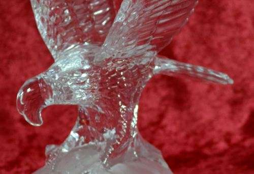 CRYSTAL BALD EAGLE FIGURINE - from SUEZYT