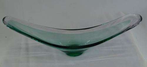 GREEN GLASS GONDOLA SHAPE DISH - from SUEZYT