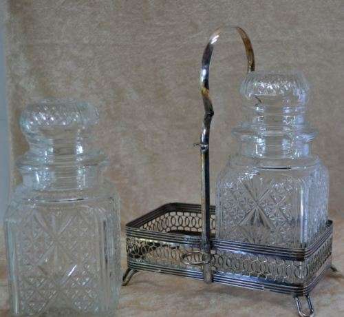 VINTAGE PICKLE TANTALUS - from SUEZYT