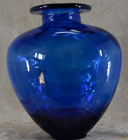 STUNNING HEART SHAPED COBALT BLUE VASE - from SUEZYT