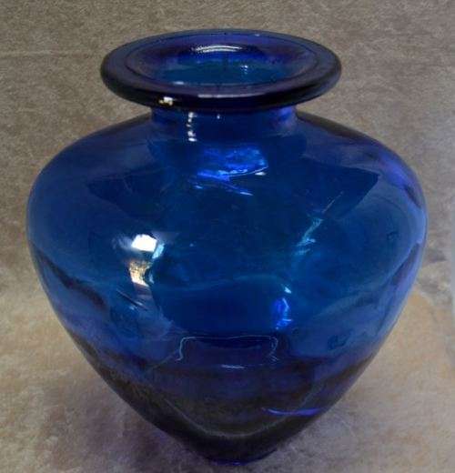 STUNNING HEART SHAPED COBALT BLUE VASE - from SUEZYT