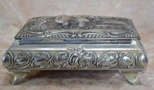 JAPANESE JEWELLERY BOX - from SUEZYT