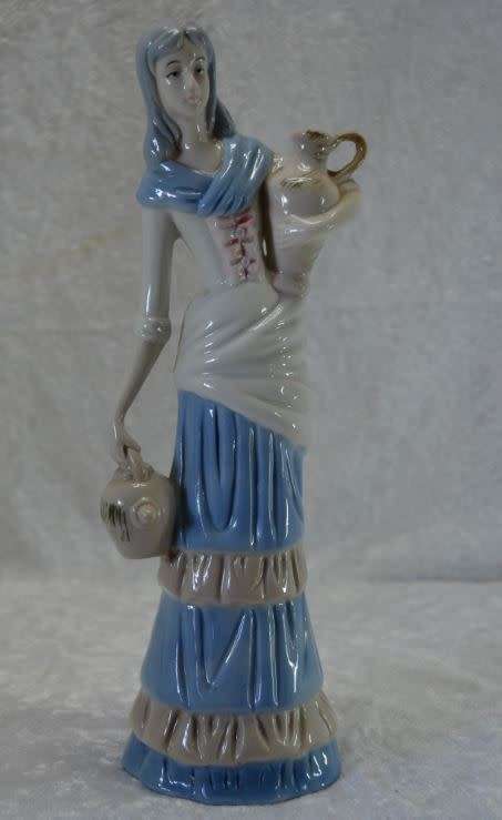 LADY CARRYING URNS - ATTRACTIVE FIGURINE - PORCELAIN - from SUEZYT