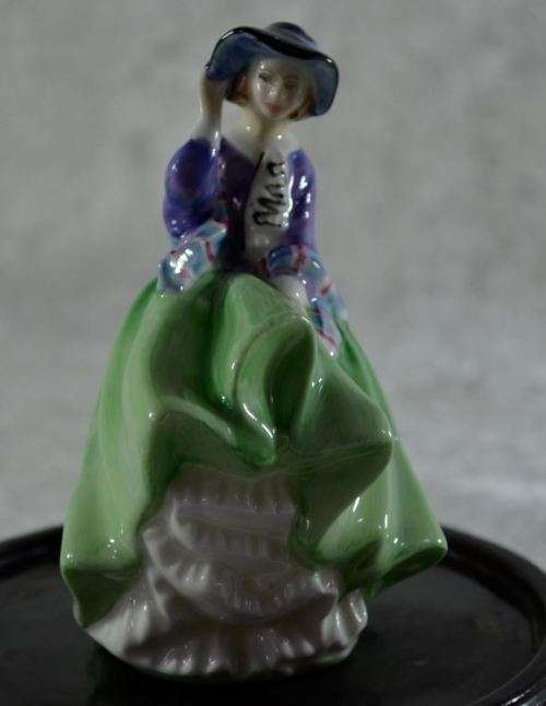 ROYAL DOULTON FIGURINE - from SUEZYT