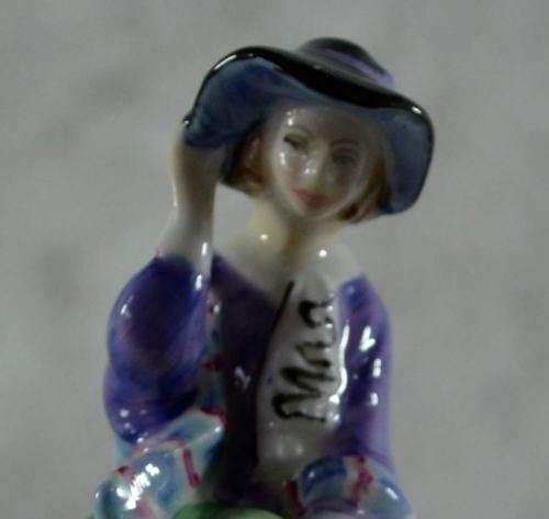 ROYAL DOULTON FIGURINE - from SUEZYT