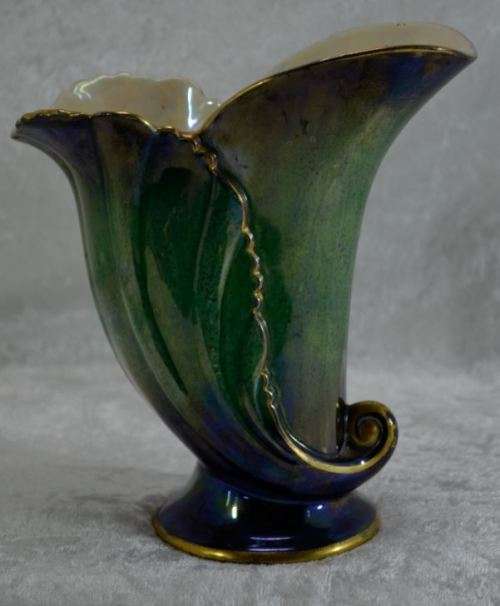 "RESERVED FOR LEONOR" VERT ROYALE VASE BY CARLTONWARE - VINTAGE - from SUEZYT
