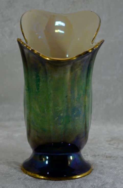 "RESERVED FOR LEONOR" VERT ROYALE VASE BY CARLTONWARE - VINTAGE - from SUEZYT