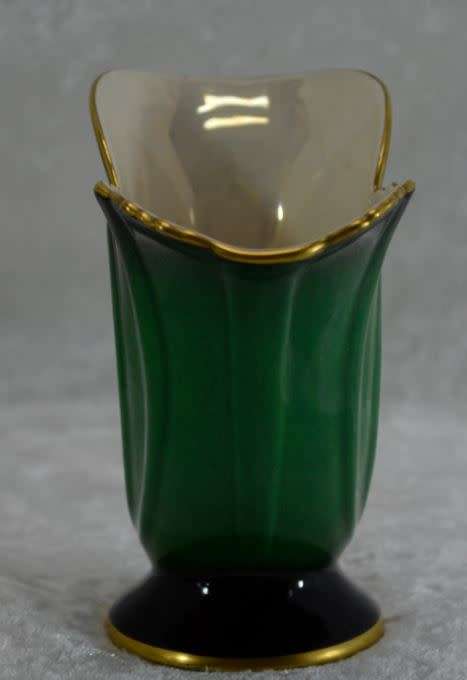 RESERVED FOR LEONOR SMALL VERT ROYALE VASE BY CARLTONWARE - VINTAGE - from SUEZYT