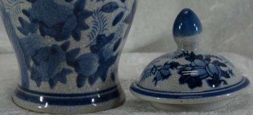 GENUINE MING BLUE GINGER JAR - from SUEZYT