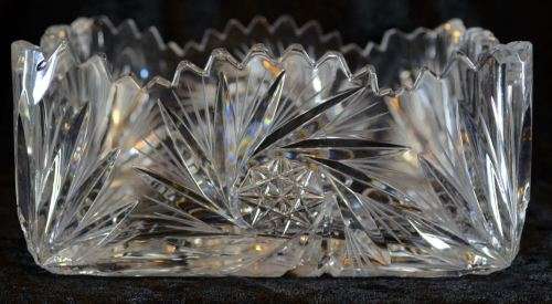 RESERVED FOR ANDREW 2 KILOS GORGEOUS SQUARE CUT CRYSTAL BOWL - from SUEZYT