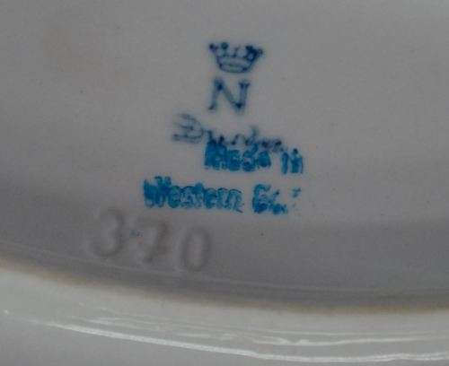 DRESDEN FIGURINE (slight damage) - from SUEZYT