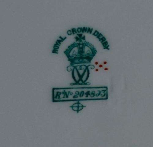 SET OF 2 ROYAL CROWN DERBY PLATES 1940's - from SUEZYT