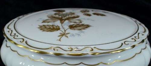 COALPORT TRINKET DISH - from SUEZYT