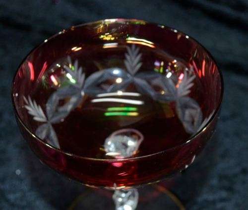 CRANBERRY CUT TO WHITE TIVOLI CHAMPAGNE BOWLS - from SUEZYT