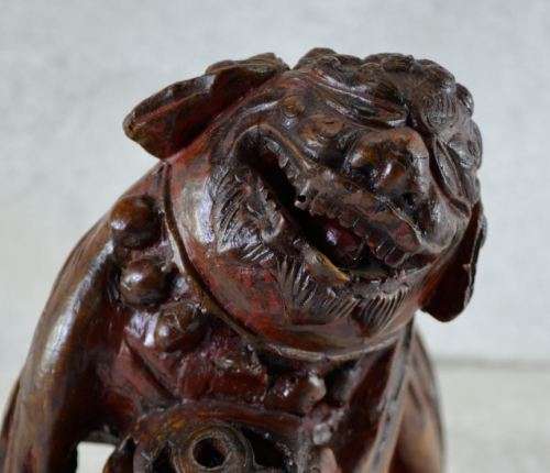 CHINESE CARVED WOODEN FOO DOG ROLLING BALL IN MOUTH - from SUEZYT