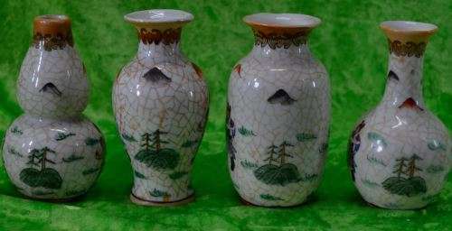 RESERVED FOR CATHERINE SET OF 4 SMALL CHINESE VASES - QIANLONG NIAN ZHI - 1950's -from SUEZYT