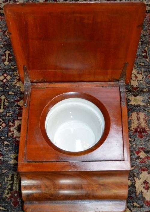VICTORIAN MAHOGANY COMMODE - from SUEZYT