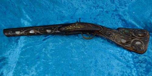 REPLICA FLINTLOCK STYLE PISTOL - from SUEZYT