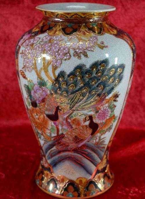JAPANESE  SATSUMA  MORIAGE VASE - from SUEZYT