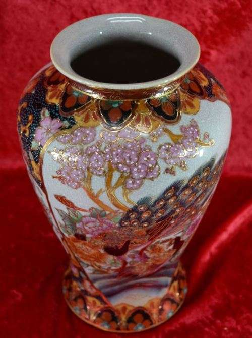 JAPANESE  SATSUMA  MORIAGE VASE - from SUEZYT