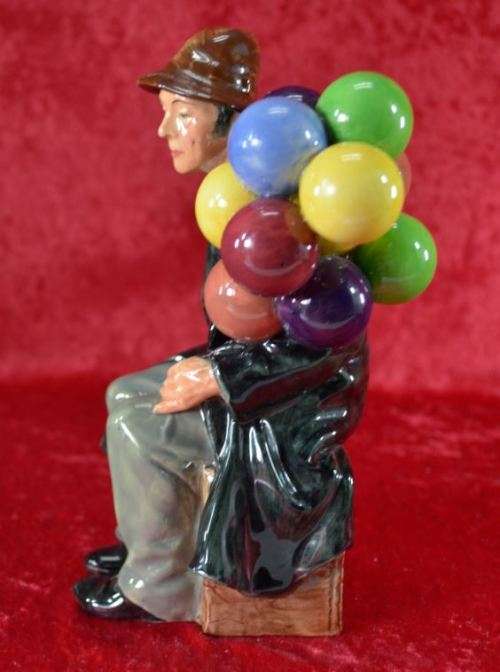 "RESERVED" THE BALLOON MAN FROM ROYAL DOULTON HN 1954 "DAMAGED" - from SUEZYT