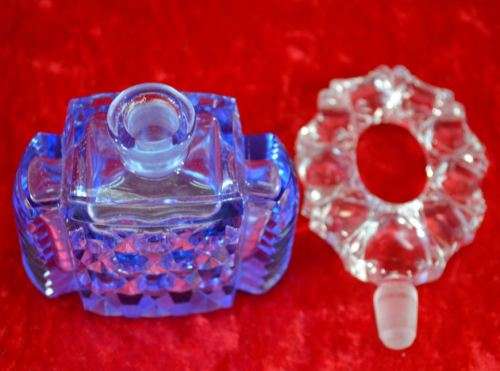 CRYSTAL PERFUME BOTTLE - from SUEZYT