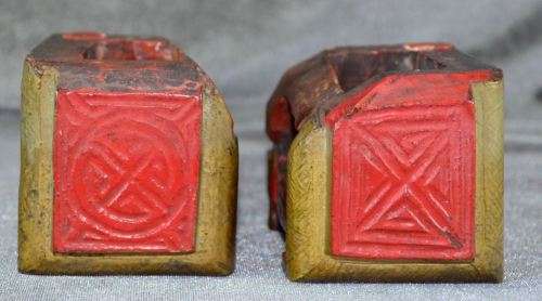 CHINESE WOOD CARVED SEALS - from SUEZYT