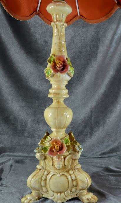 CAPODIMONTE LAMP - from SUEZYT