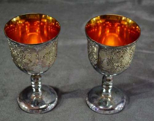 EMBOSSED SILVER PLATED GOBLETS WITH GOLD TONE INTERIOR - from SUEZYT
