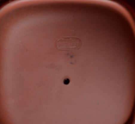 CHINESE YIXING ZISHA TEAPOT -SUEZYT