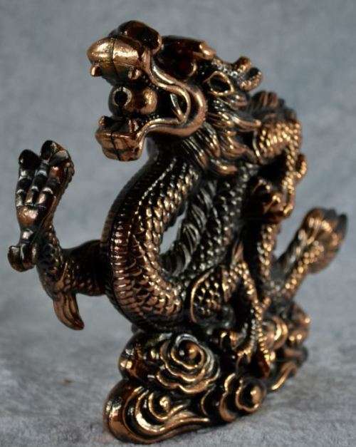reserved   DRAGON CIGARETTE LIGHTER  - from SUEZYT