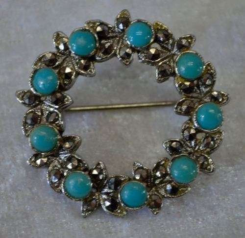 TURQUOISE STONES SET IN SILVER METAL BROOCH - from SUEZYT