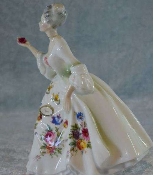 ROYAL DOULTON DIANA FIGURINE - from SUEZYT